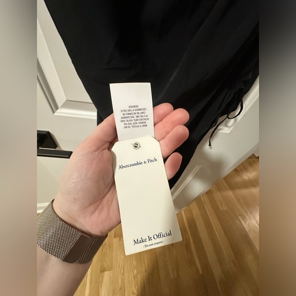 Abercrombie & Fitch Asymmetrical Ruched Dress - Picture 4 of 11